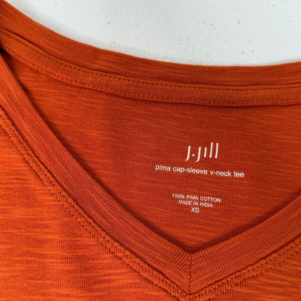 J. Jill Pima Cap Sleeve V-Neck‎ Tee Women's Size XS Rust Classic Minimalist - Picture 6 of 9